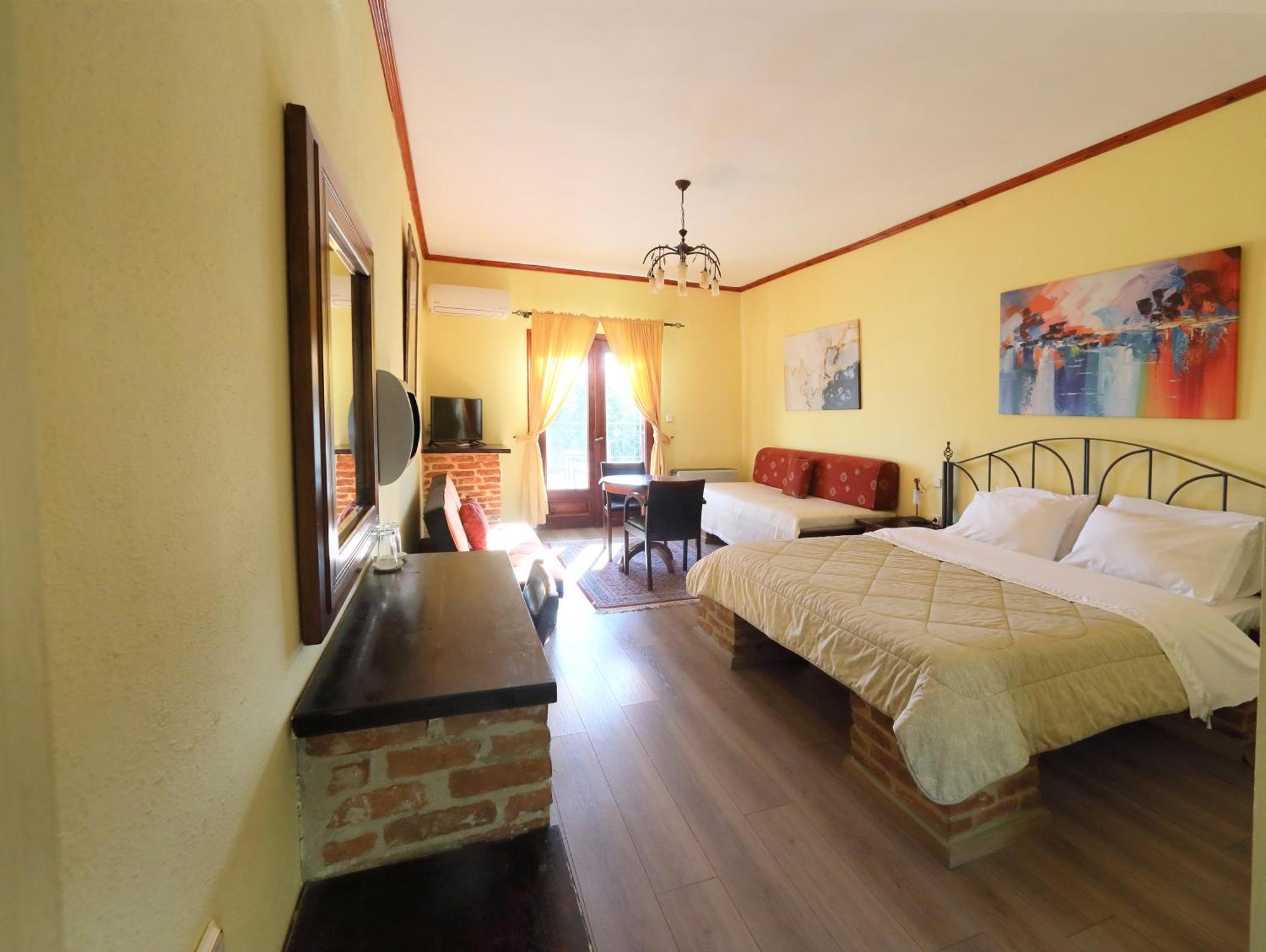 Hotel Loggas Sidhirokhorion Bagian luar foto