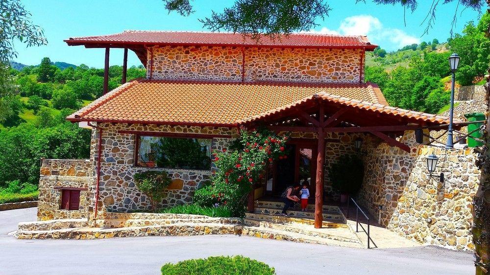 Hotel Loggas Sidhirokhorion Bagian luar foto