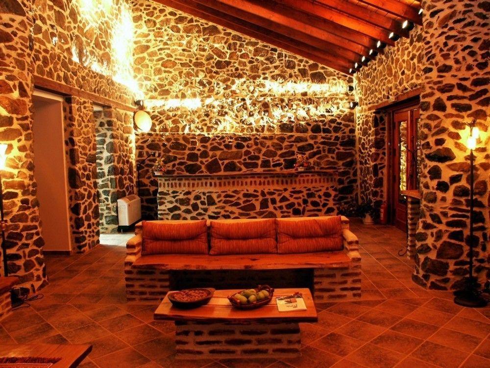 Hotel Loggas Sidhirokhorion Bagian luar foto