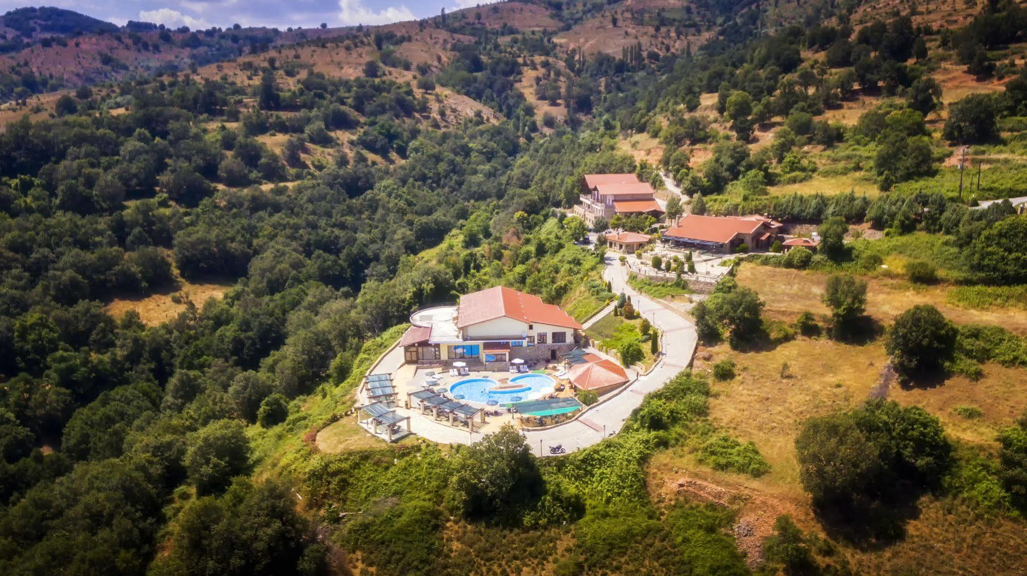 Hotel Loggas Sidhirokhorion Bagian luar foto